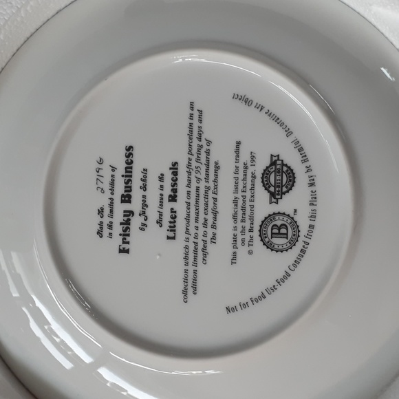 Original Authentic 1997 Bradford Exchange "Frisky Business" Collector's Plate - Picture 2 of 3